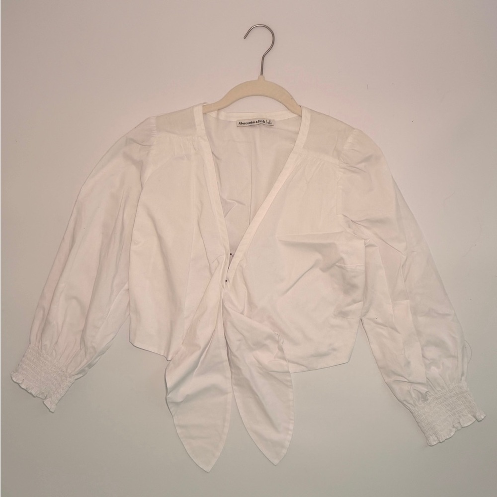 Abercrombie & Fitch 3/4 Sleeve Tie-Front Blouse